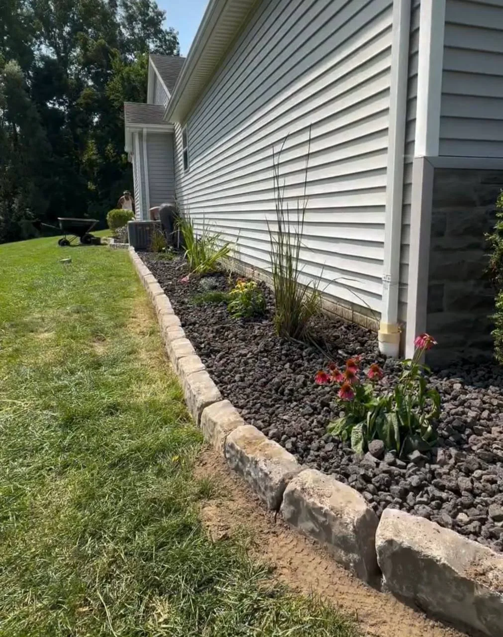 Terramorph Side-yard bed with stone edging